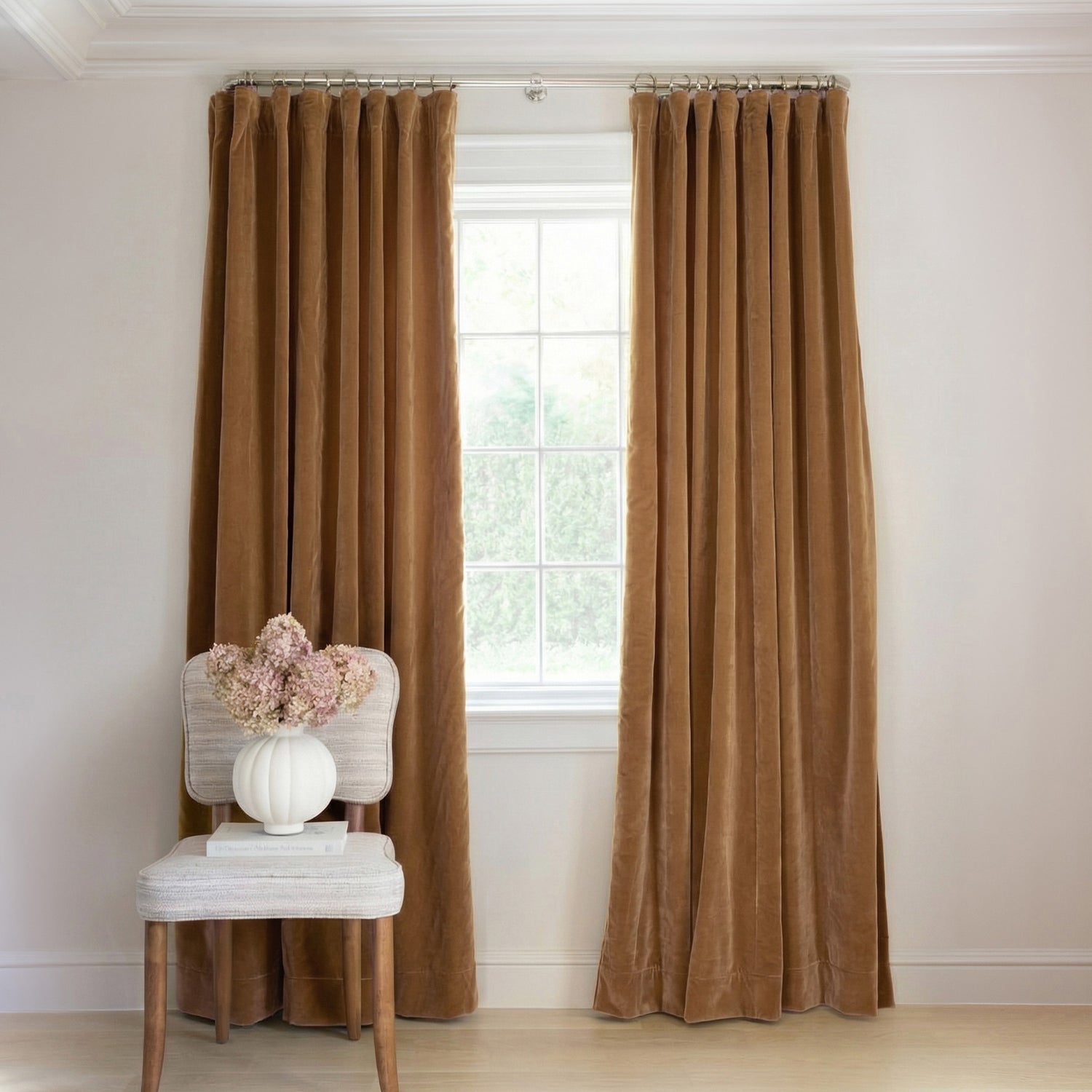 FEATURED: Shown in Ring Top / Blackout