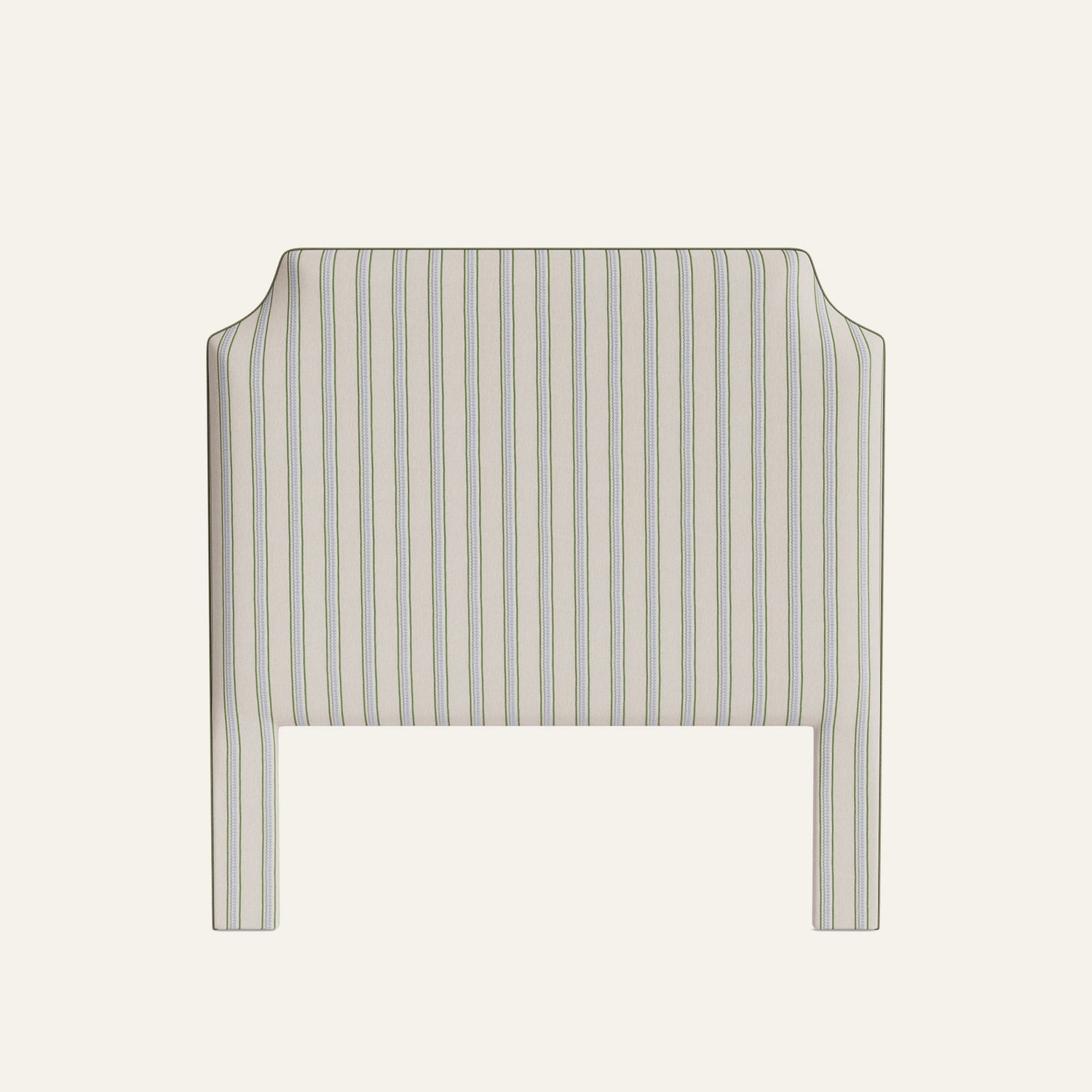 FEATURED: Shown in Queen / Moss Welt