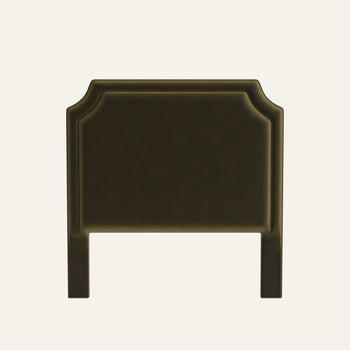 FEATURED: Shown in Queen / 4" Channel / Self Welt