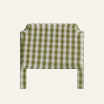 FEATURED: Shown in Queen / Self Welt