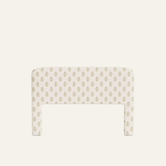 FEATURED: Shown in Queen