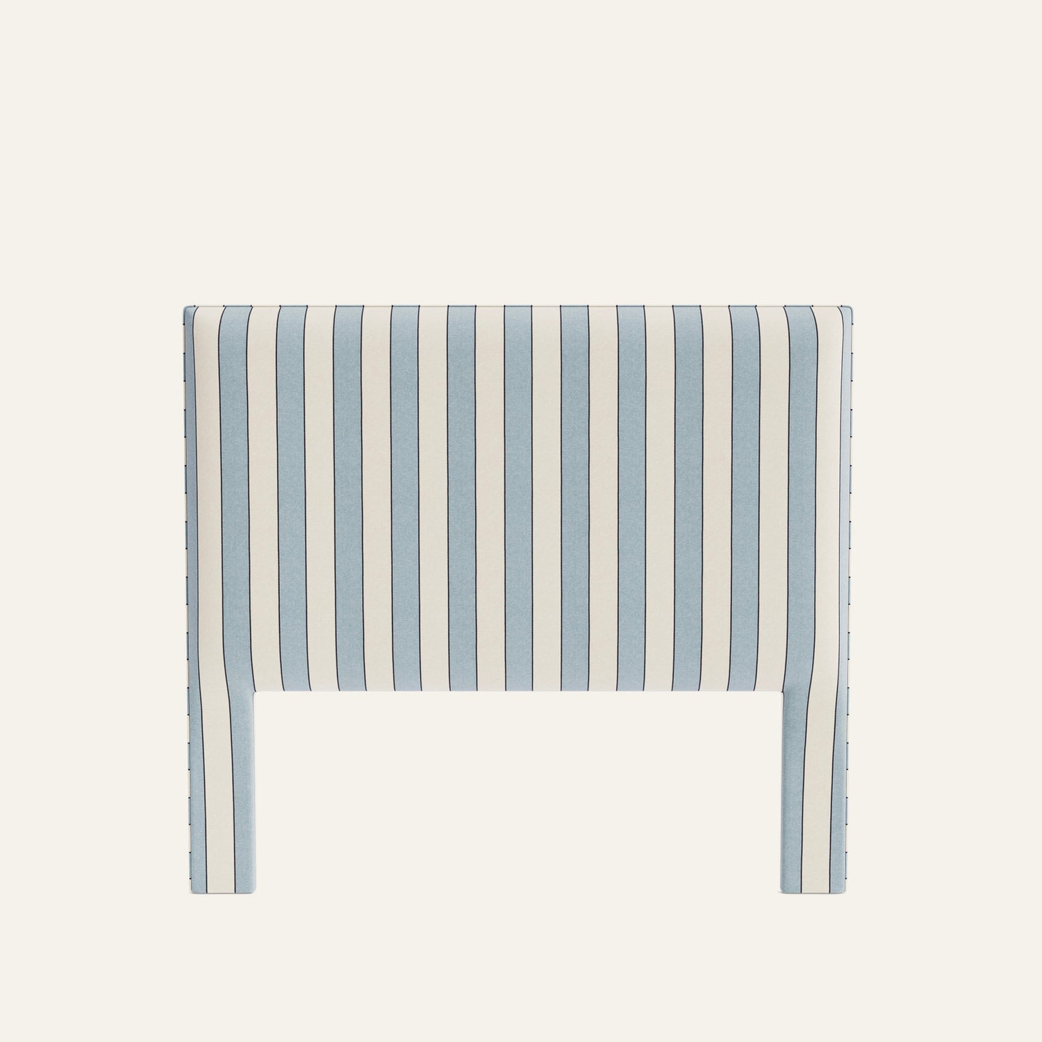 FEATURED: Shown in Queen / Self Welt