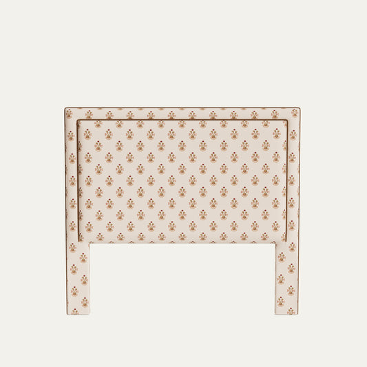 FEATURED: Shown in Queen / 4" Channel / Honey Velvet Welt