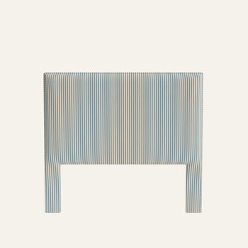 FEATURED: Shown in Queen / Self Welt