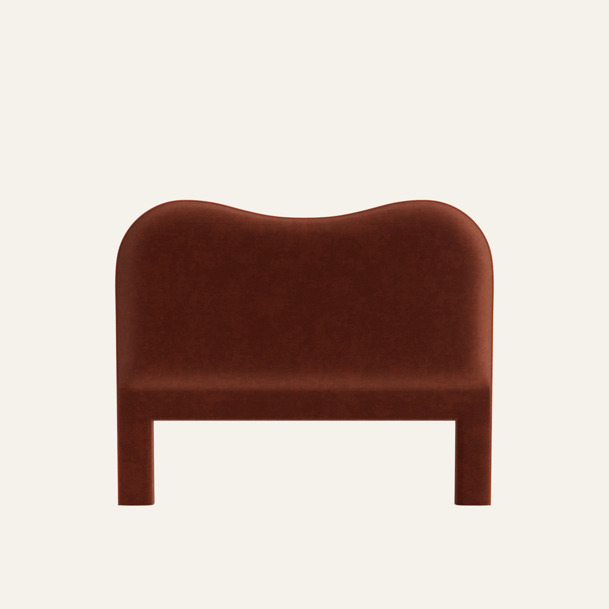 FEATURED: Shown in Queen / Nutmeg Welt