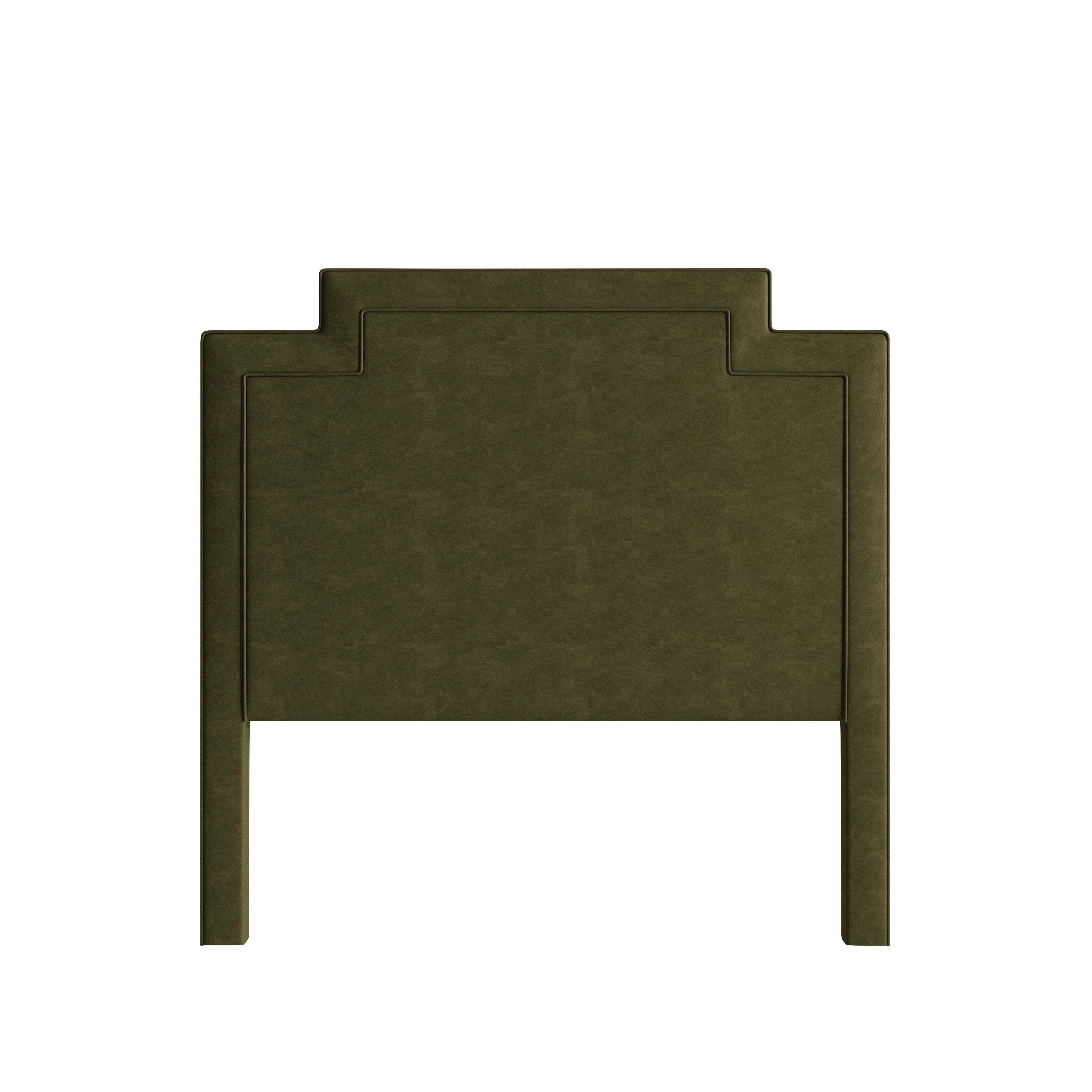 FEATURED: Shown in Queen / Self Welt