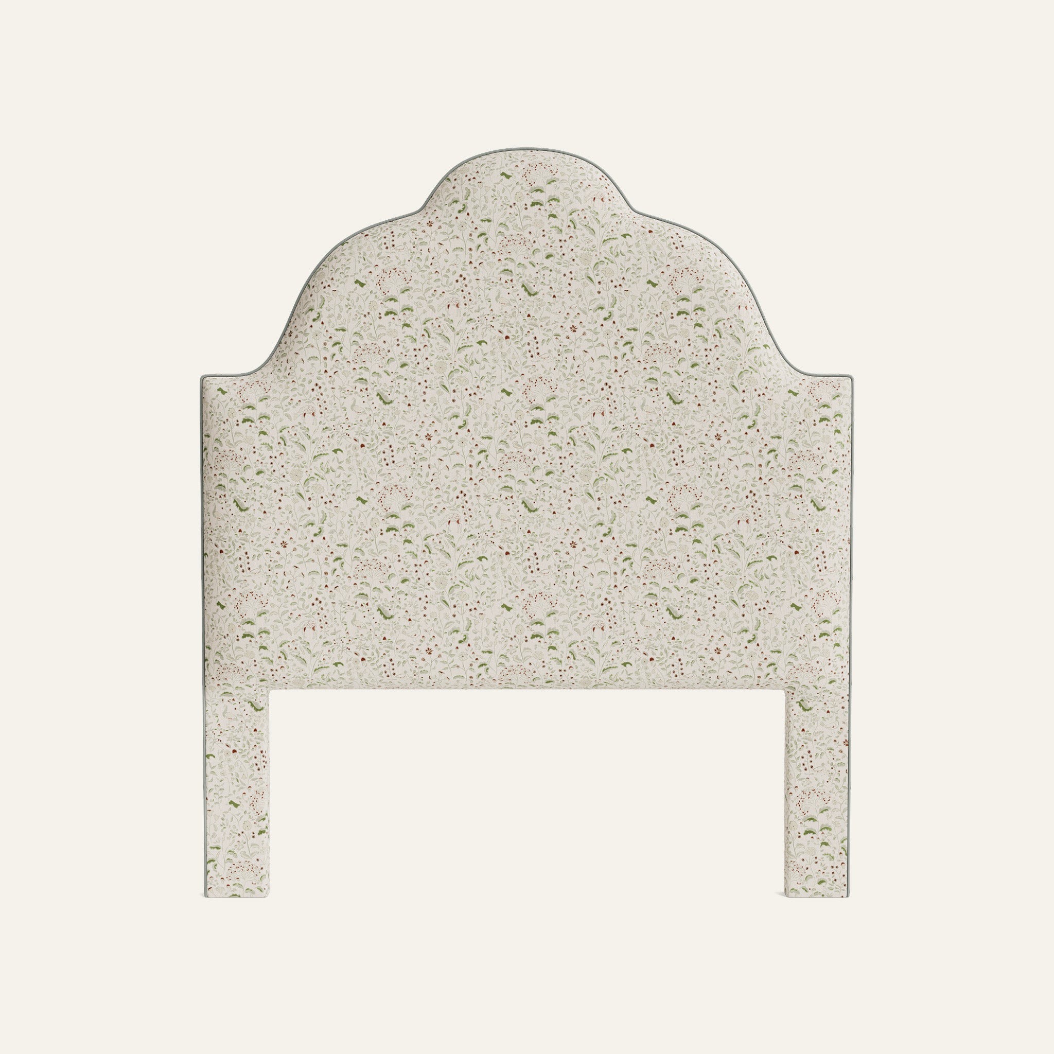 FEATURED: Shown in Queen / Sage Welt