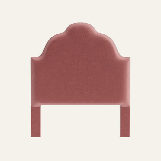 FEATURED: Shown in Queen / Sand Welt