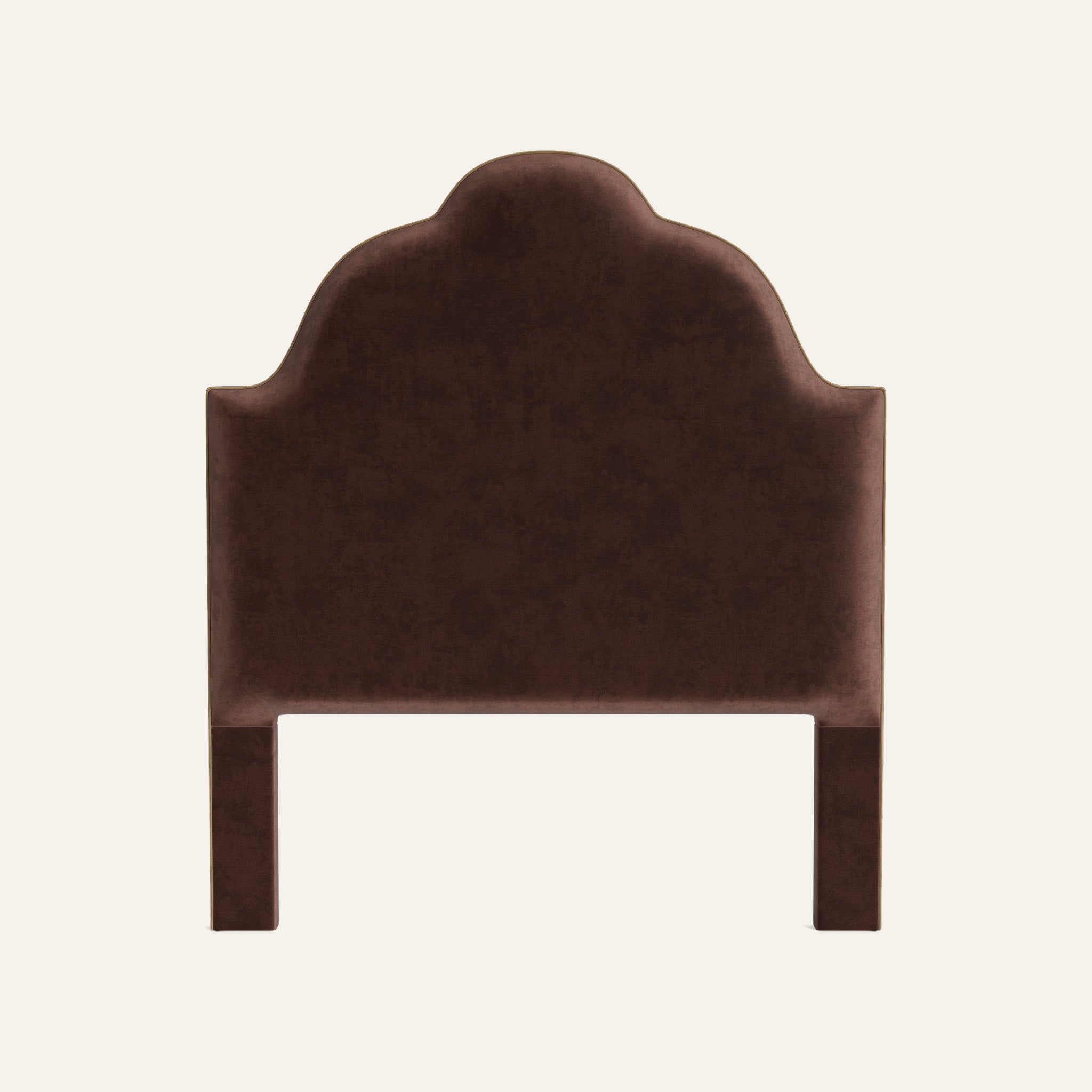 FEATURED: Shown in Queen / Camel Velvet Welt