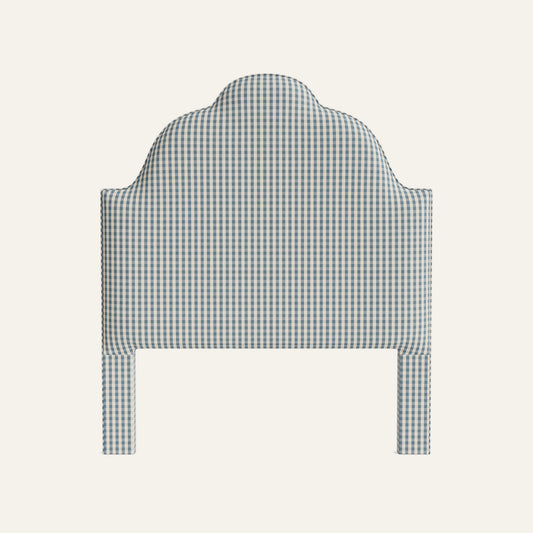 FEATURED: Shown in Queen / Self Welt