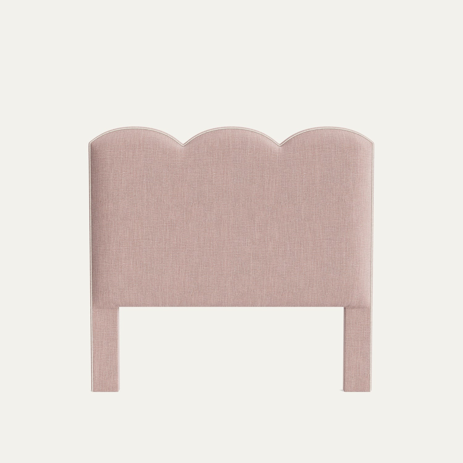 FEATURED: Shown in Queen / Sand Welt