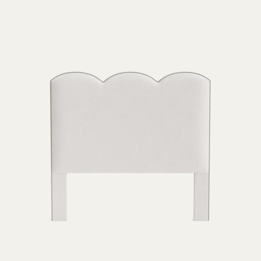 FEATURED: Shown in Queen / Sea Salt Welt