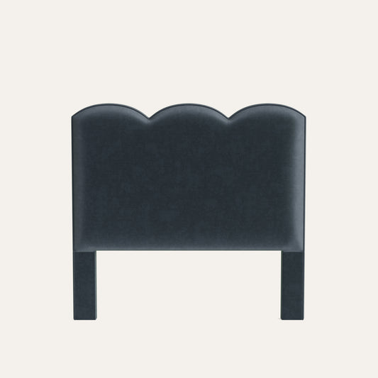 FEATURED: Shown in Queen / Self Welt
