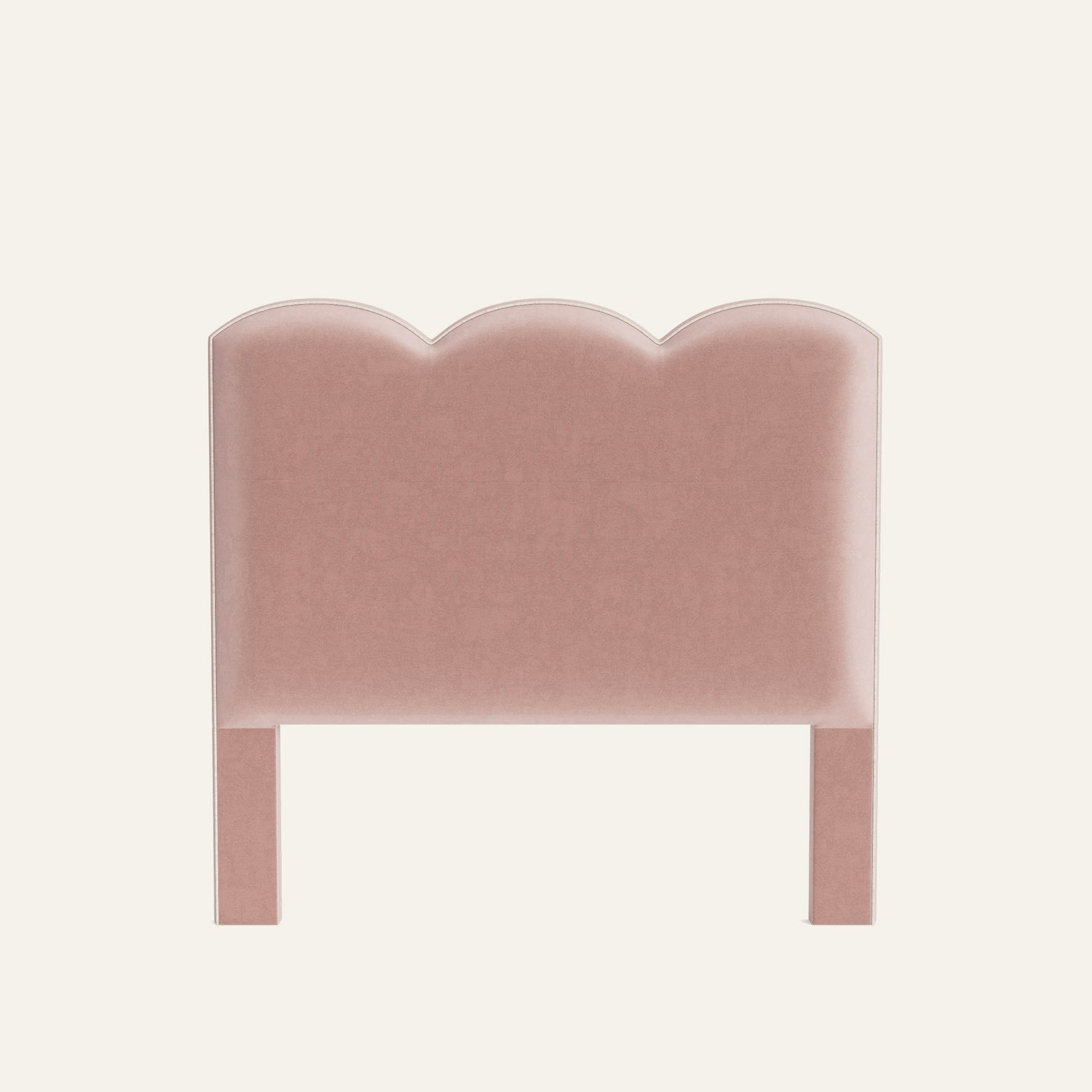 FEATURED: Shown in Queen / Sand Welt