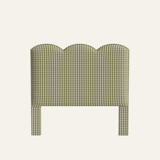 FEATURED: Shown in Queen / Self Welt