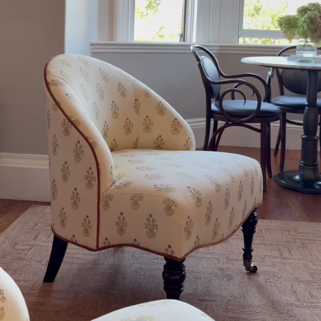 FEATURED: Shown in Lucie Chamomile / Tobacco / Honey Velvet Welt