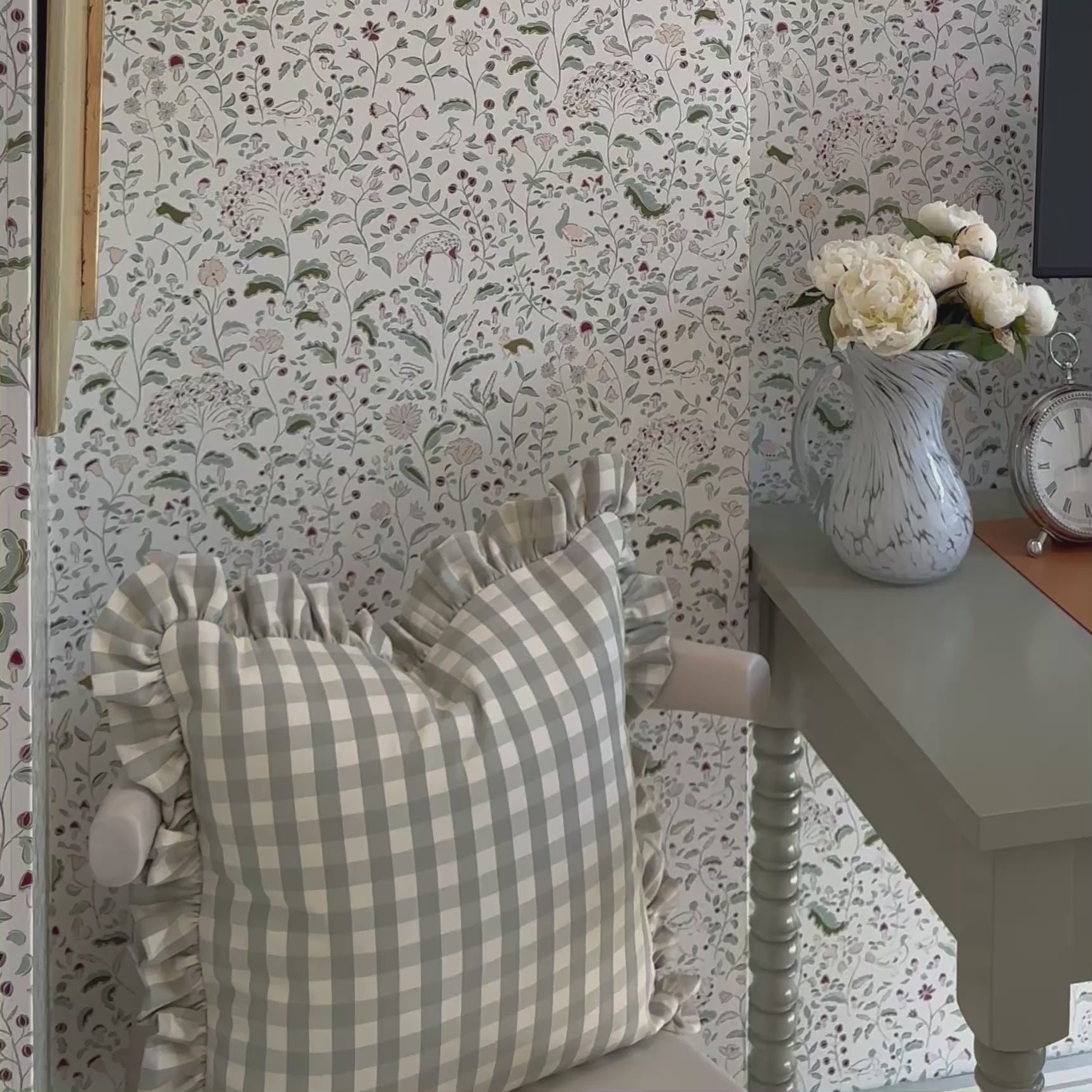 Ruby Moss Removable Wallpaper Swatch - Thumbnail 4