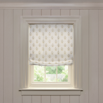 FEATURED: Shown in Relaxed
