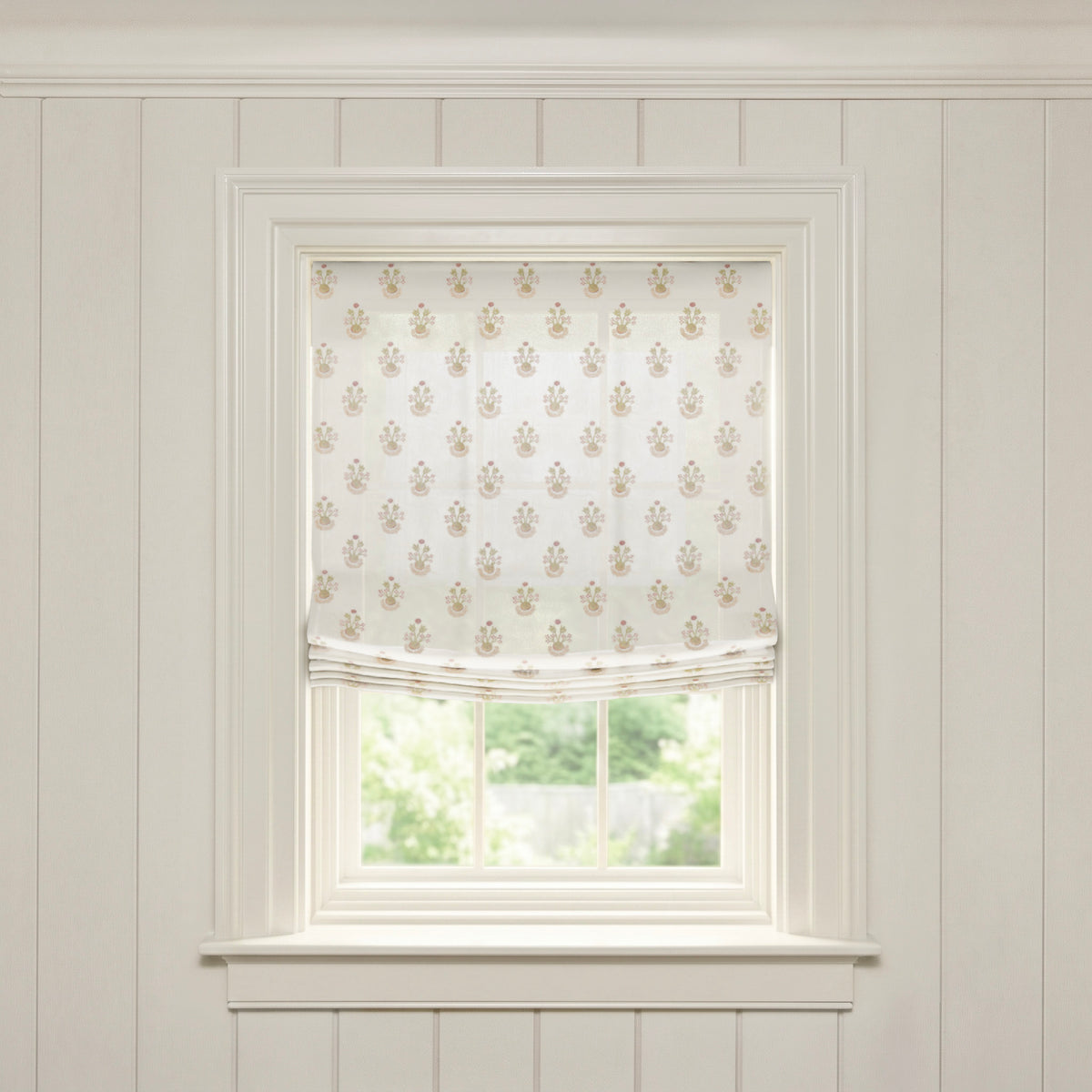 FEATURED: Shown in Relaxed