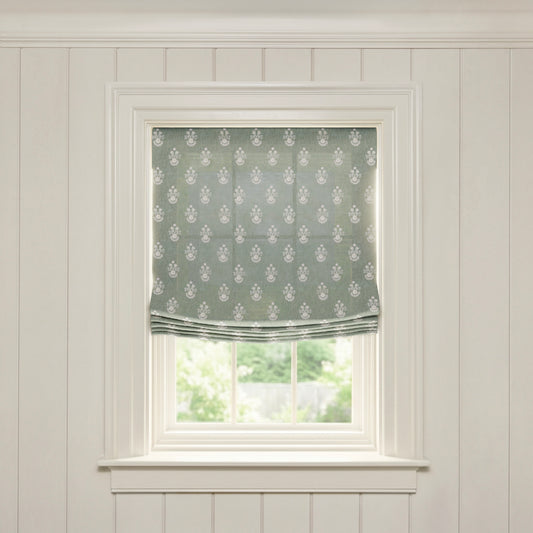 FEATURED: Shown in Relaxed