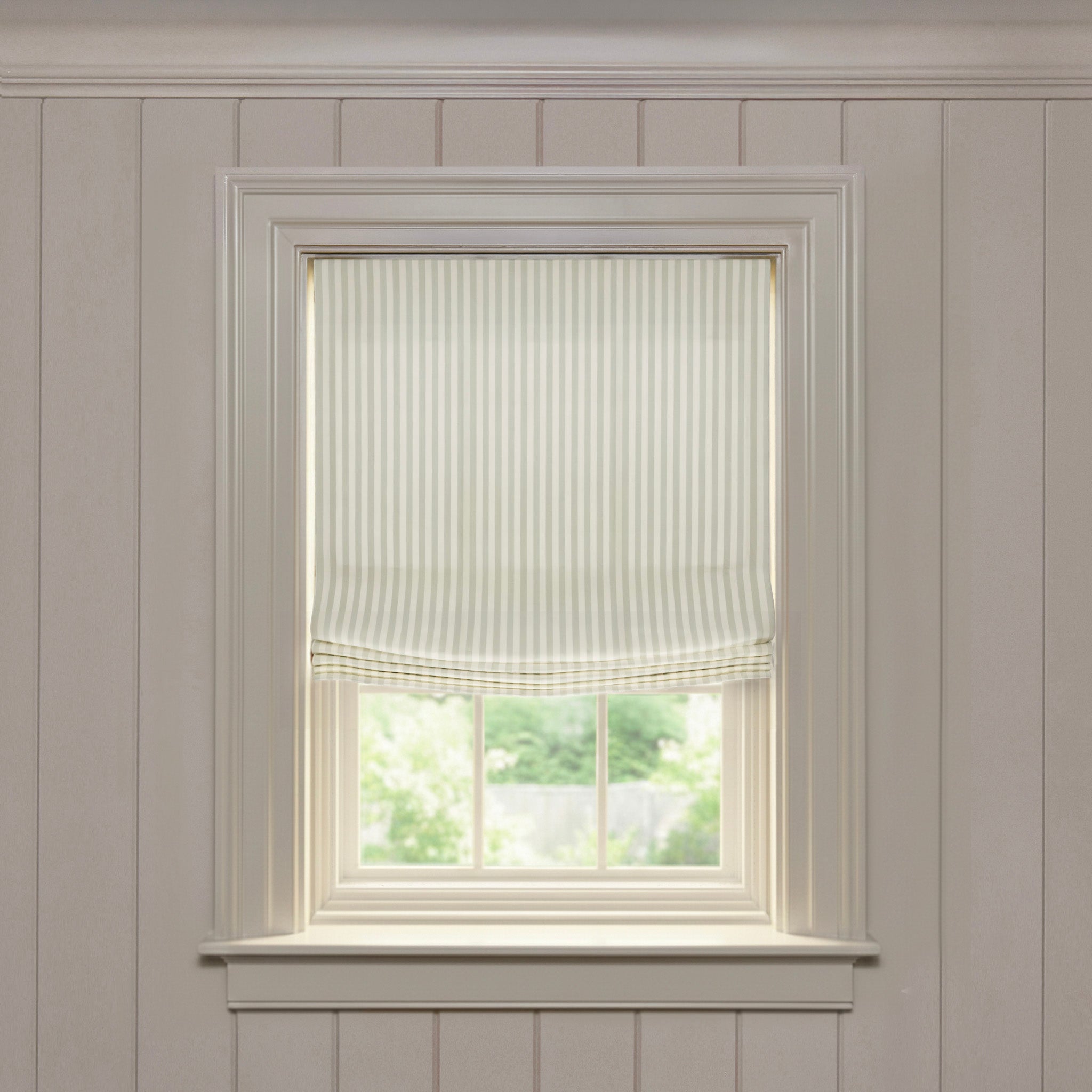 FEATURED: Shown in Relaxed