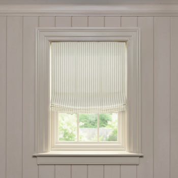 FEATURED: Shown in Relaxed