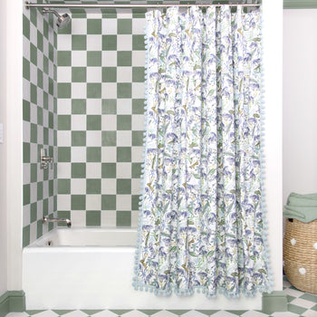 Shown with Powder Pom Pom